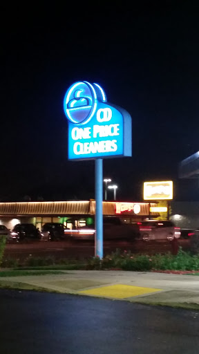 Dry Cleaner «CD One Price Cleaners», reviews and photos, 314 N Northwest Hwy, Palatine, IL 60067, USA