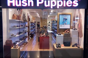 Hush Puppies, MGF Metropolitan Mall image