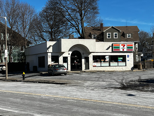 Convenience Store «7-Eleven», reviews and photos, 451 Centre St, Jamaica Plain, MA 02130, USA