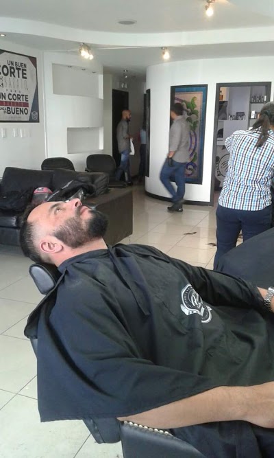 Photos of The Barber Club Quito