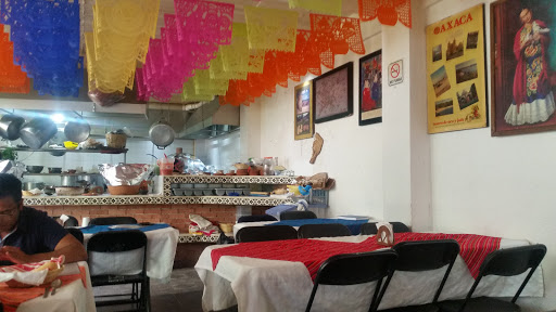 Tanguyú Restaurante Oaxaqueño