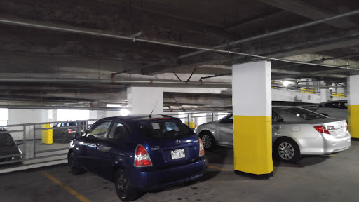 Parking space rentals in Montreal