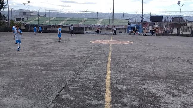  Escuela de Fútbol Juan Pablo II - Quito