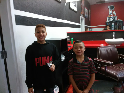 Beauty Salon «House of Fades Barbershop», reviews and photos, 450 S Buffalo Dr #117, Las Vegas, NV 89145, USA