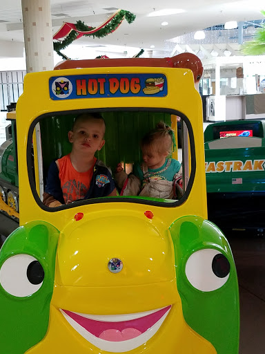 Shopping Mall «Santa Rosa Mall», reviews and photos, 300 Mary Esther Blvd, Mary Esther, FL 32569, USA