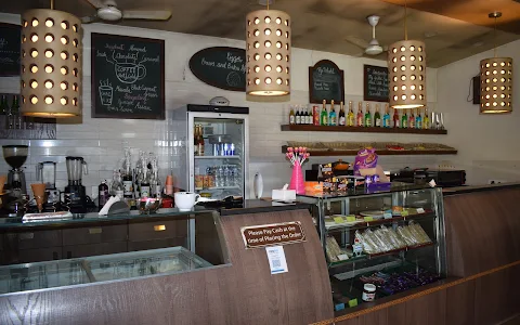 Brews & Bakes-Coffee Shop in Ahmednagar image