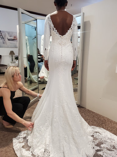 Bridal Shop «Alan Evans Bridal», reviews and photos, 512 Center Ave, Moorhead, MN 56560, USA