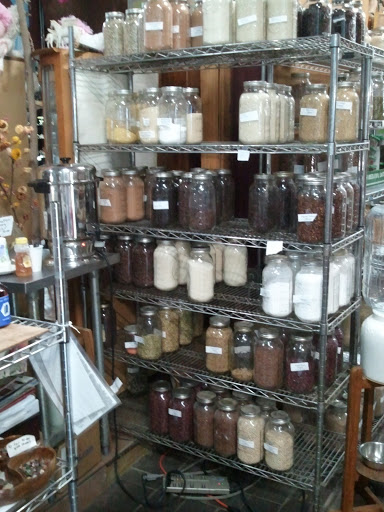 Raw Food Restaurant «Treehouse For Earths Children Holistic Center», reviews and photos, 22906 Mooney St, Farmington, MI 48336, USA