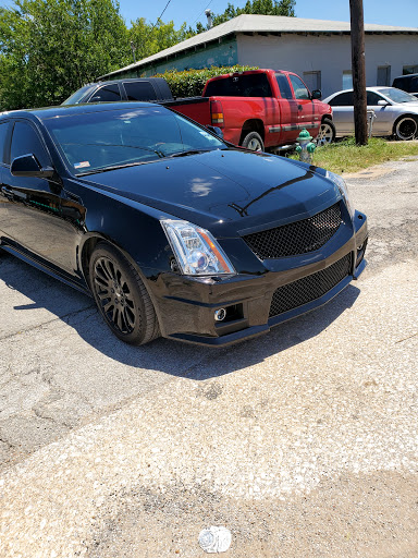 Auto Body Shop «American Body Works Inc», reviews and photos, 420 S Mill St, Lewisville, TX 75057, USA