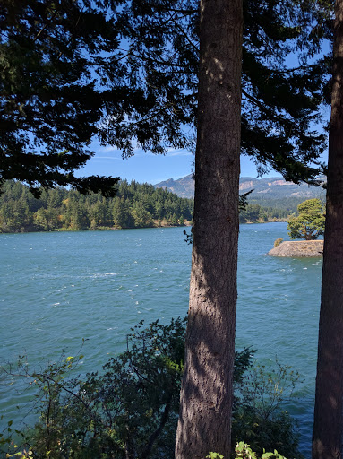 Grocery Store «Columbia Market», reviews and photos, 450 Wa Na Pa St, Cascade Locks, OR 97014, USA