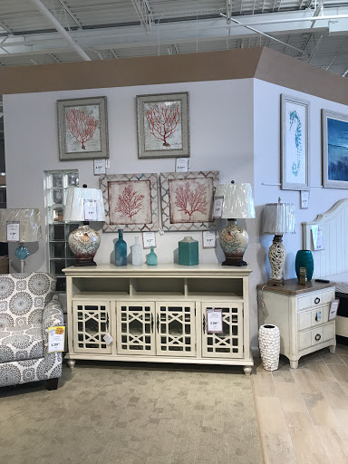 Furniture Store «Furniture Warehouse - Bradenton», reviews and photos, 1100 Cortez Rd W, Bradenton, FL 34207, USA