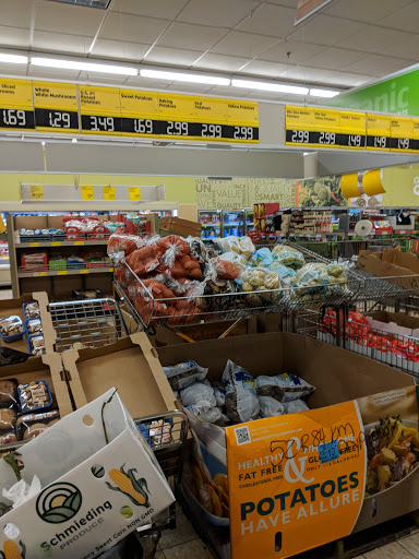 Grocery Store «ALDI», reviews and photos, 209 S Royal Oaks Blvd, Franklin, TN 37064, USA