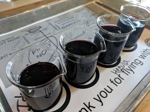 Wine Store «Blackbird Wine Shop», reviews and photos, 4323 NE Fremont St, Portland, OR 97213, USA