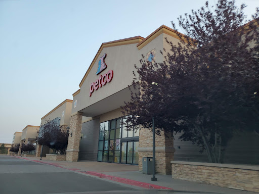 Petco Animal Supplies, 5843 N Elizabeth St, Pueblo, CO 81008, USA, 