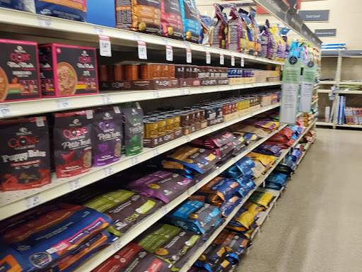 Pet Supply Store «PetSmart», reviews and photos, 6622 Charlotte Pike Suite 108, Nashville, TN 37209, USA