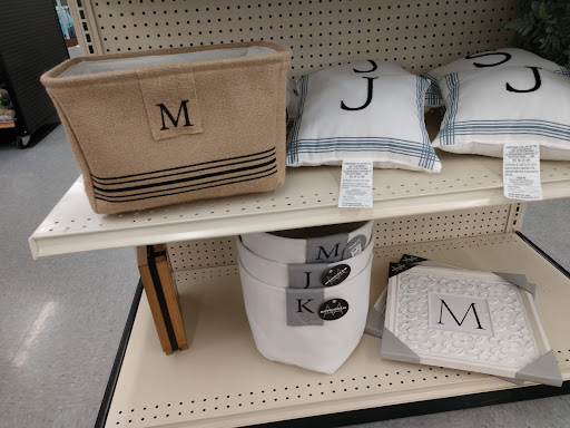 Discount Store «Big Lots», reviews and photos, 2445 Nashville Rd, Bowling Green, KY 42101, USA