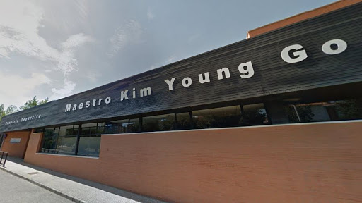 Complejo Deportivo Mejostilla: Kim Young-Goo en Cáceres‎, Cáceres‎