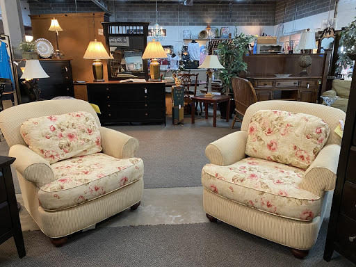 Thrift Store «Transitional Treasures», reviews and photos, 601 Towpath Rd e, Broadview Heights, OH 44147, USA