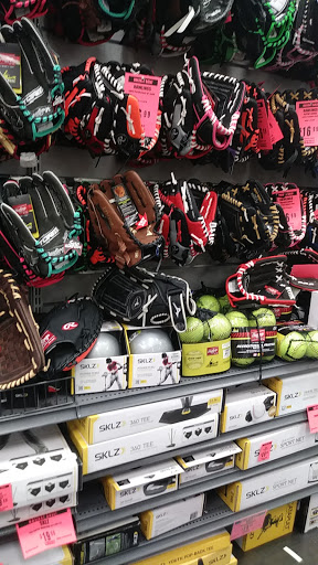 Sporting Goods Store «Big 5 Sporting Goods», reviews and photos, 80 W Foothill Blvd, Upland, CA 91786, USA