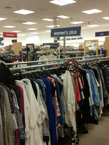 Department Store «Marshalls», reviews and photos, 2650 Sunrise Hwy, East Islip, NY 11730, USA