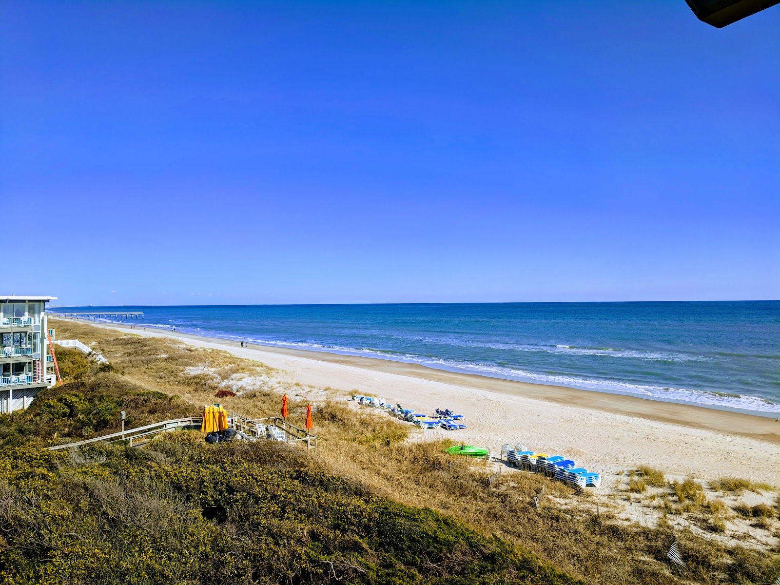 Pine Knoll Shores beach on the map with photos and reviews🏖️
