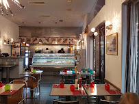 Atmosphère du Restaurant turc Delice Royal kebab HALAL à Nice - n°13