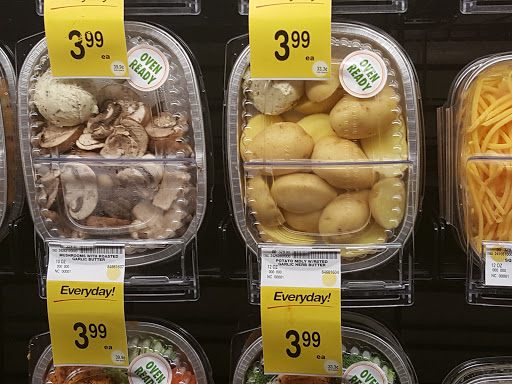 Grocery Store «Safeway», reviews and photos, 7301 Greenback Ln, Citrus Heights, CA 95621, USA