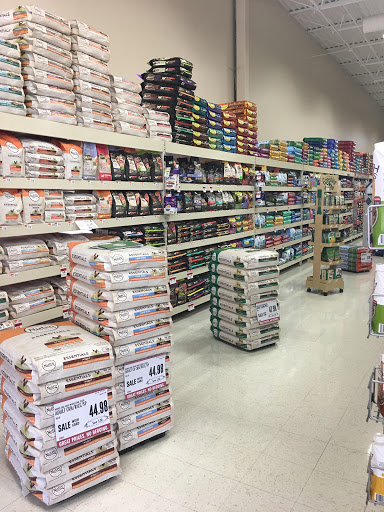 Pet Supply Store «Pet Supplies Plus», reviews and photos, 4920 Wilson Ave SW Suite 100, Grandville, MI 49418, USA