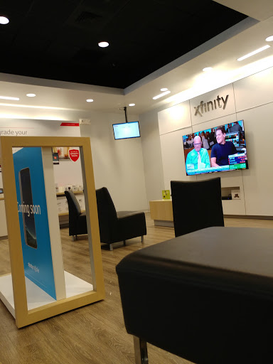 Xfinity Store by Comcast image 6