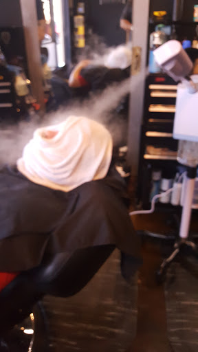 Barber Shop «TwinCutZ Barbershop», reviews and photos, 2314 Del Prado Blvd, Cape Coral, FL 33990, USA