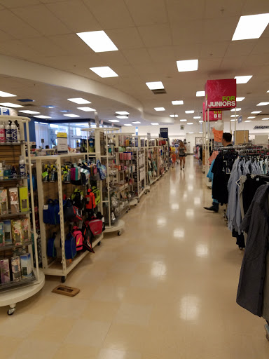 Department Store «Marshalls», reviews and photos, 6042 Azle Ave, Lake Worth, TX 76135, USA