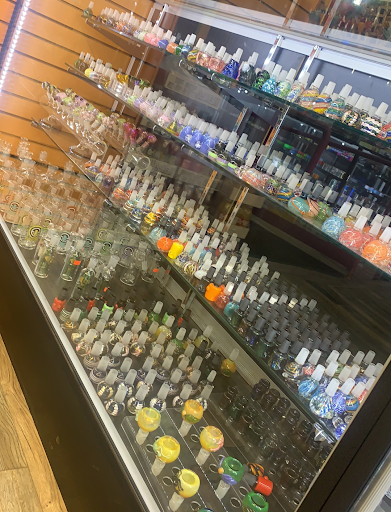 Tobacco Shop «Starbuzz Smoke Shop», reviews and photos, 668 Soscol Ave, Napa, CA 94559, USA