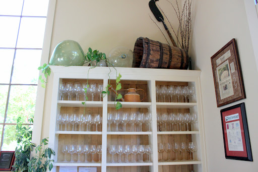 Winery «Dutcher Crossing Winery», reviews and photos, 8533 Dry Creek Rd, Geyserville, CA 95441, USA