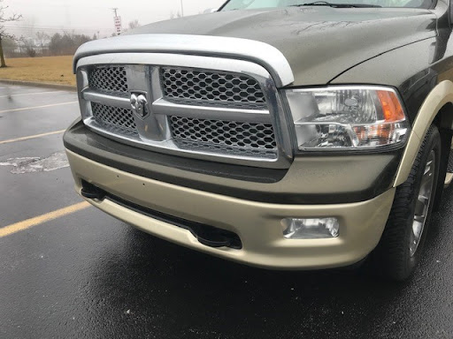 Auto Body Shop «Gerber Collision & Glass», reviews and photos, 1460 West St, Valparaiso, IN 46385, USA