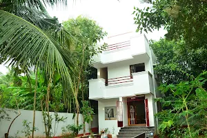 JK's nest, Auroville image