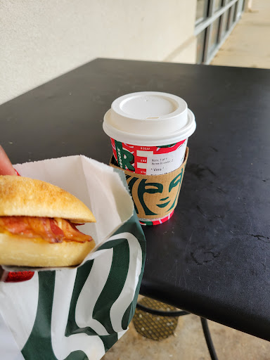 Coffee Shop «Starbucks», reviews and photos, 206 Lake Dr, Covington, LA 70433, USA