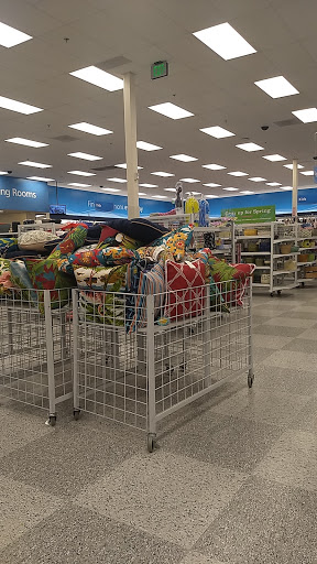 Clothing Store «Ross Dress for Less», reviews and photos, 11840 W 95th St, Overland Park, KS 66214, USA