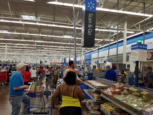 Department Store «Walmart Supercenter», reviews and photos, 2020 Bashford Manor Ln, Louisville, KY 40218, USA