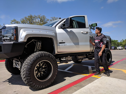 Tire Shop «Discount Tire Store - Bee Cave, TX», reviews and photos, 3922 Ranch Rd 620 S, Bee Cave, TX 78738, USA