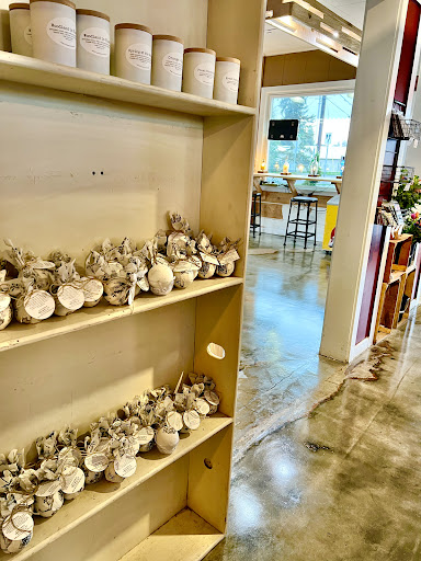 Grocery Store «Lewis River Produce», reviews and photos, 1697 Lewis River Rd, Woodland, WA 98674, USA