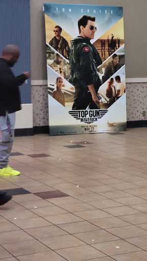 Movie Theater «Regal Cinemas Sandhill 16 IMAX & RPX», reviews and photos, 450 Towncenter Pl, Columbia, SC 29229, USA