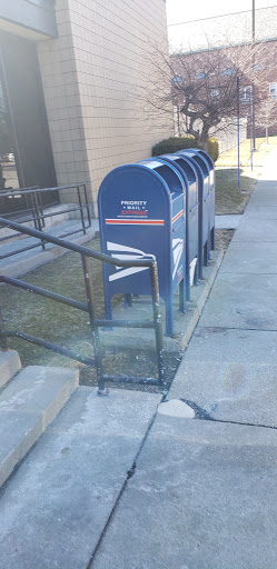 United States Postal Service image 4