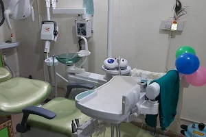 Expert dental care image