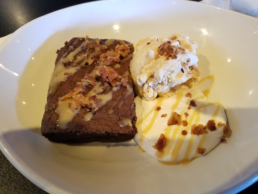 Restaurant «The Rack House Kitchen Wine Whiskey», reviews and photos, 5065 State Highway N, Cottleville, MO 63304, USA