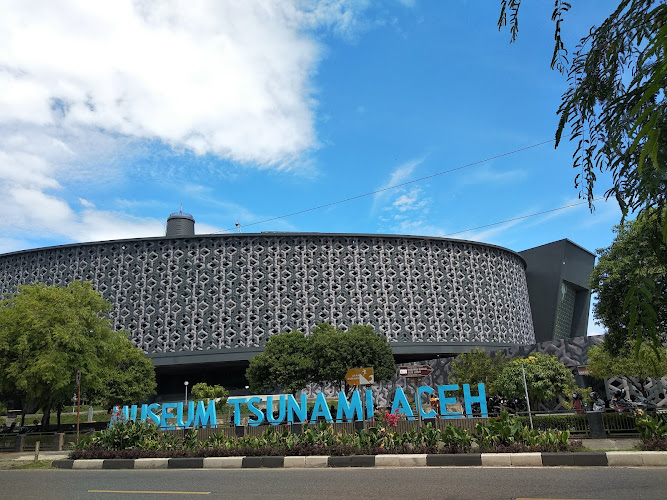 Museum Tsunami Aceh