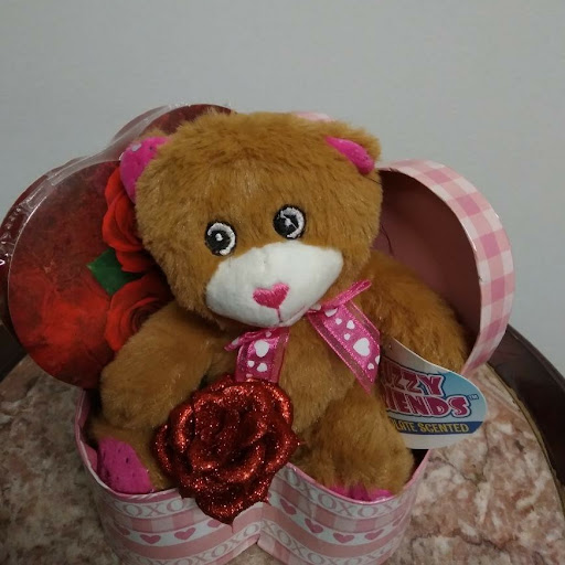 Florist «Rialto Florist», reviews and photos, 114 S Riverside Ave, Rialto, CA 92376, USA