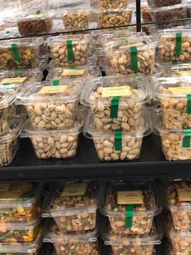 Grocery Store «Grocery Outlet Bargain Market», reviews and photos, 4949 Stevenson Blvd F, Fremont, CA 94538, USA