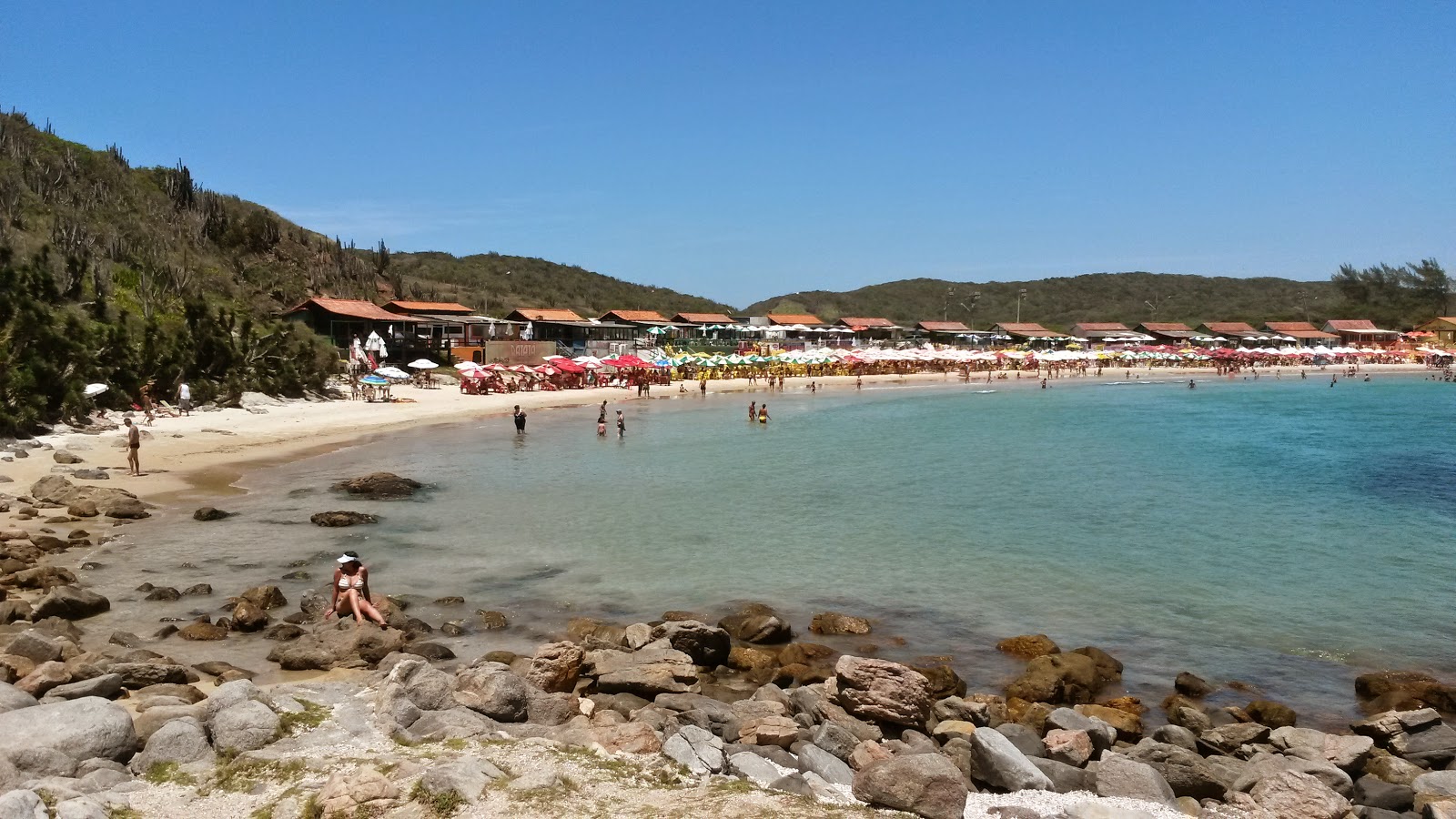 Fotografija Plaža Conchas priljubljeno mesto med poznavalci sprostitve