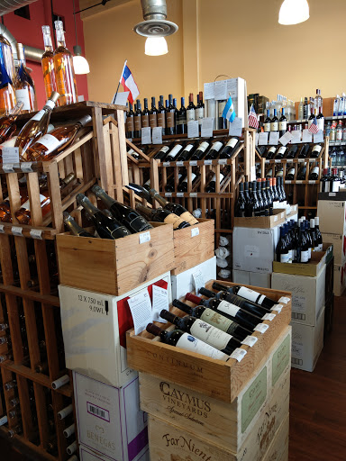 Liquor Store «Portofino Wine Bank», reviews and photos, 500 S. Pointe Dr #110, Miami Beach, FL 33139, USA