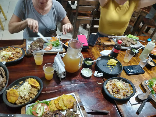 Restaurantes comida colombiana Guayaquil